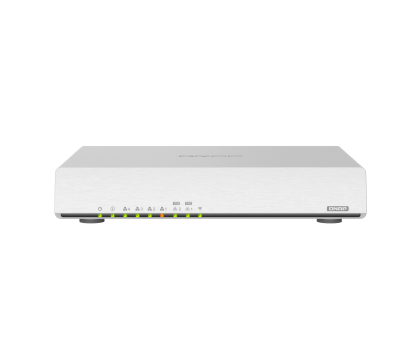 Router QNAP QHora-301W (3600Mb/s a/b/g/n/ac/ax 2x10GbE, 4xLAN)